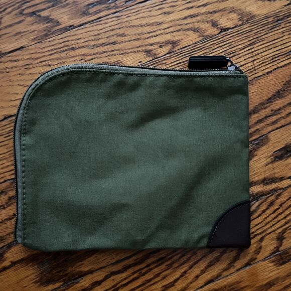Shinola Detroit Green Canvas Airline Amenity Toiletries Travel Bag Pouch Only - Picture 2 of 6